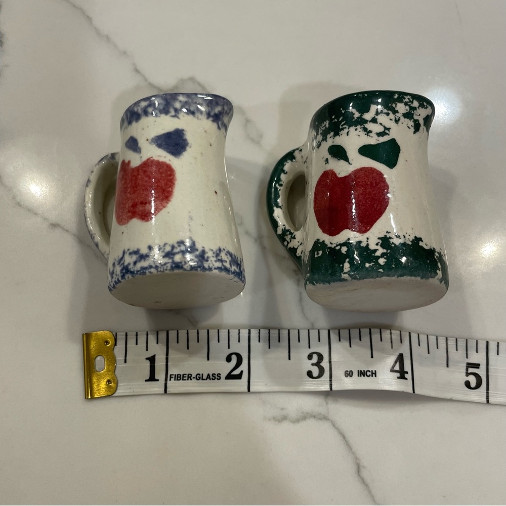 Miniatures Ceramic Sponge-ware Country Apple Pitchers